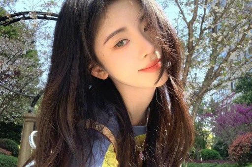 微博封杀“吃瓜少女张小寒”揭露娱乐圈隐私侵犯现象